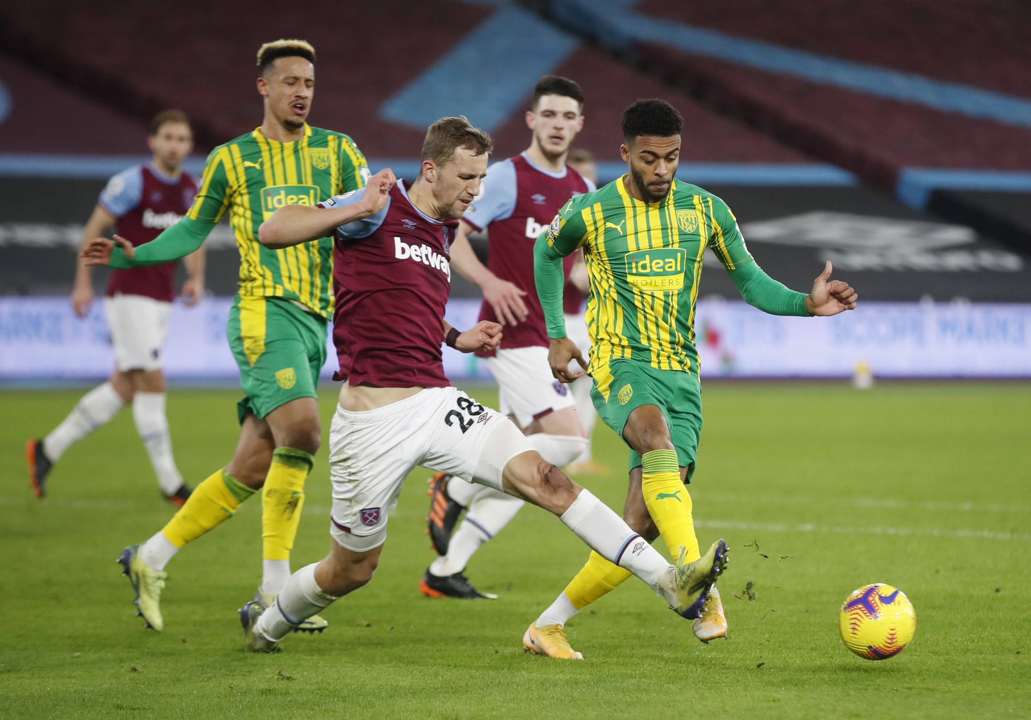 汤加努库阿洛法以南海域发生6.0级地震.